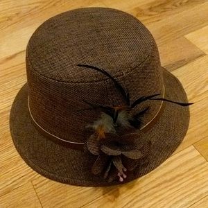 Brown bucket hat